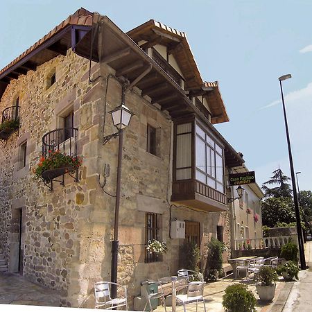 Casa Paulino Hotel Corrales De Buelna Eksteriør billede