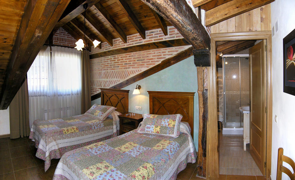 Casa Paulino Hotel Corrales De Buelna Værelse billede